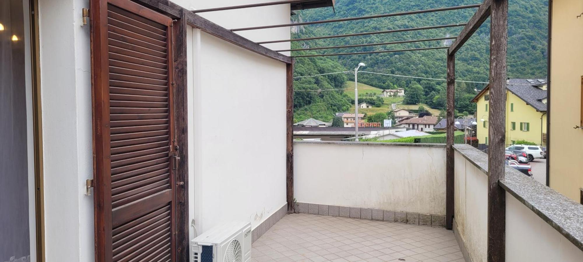 La Villa Di Rudy Ballabio Exterior photo
